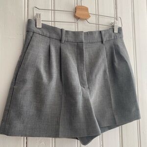 ARITZIA BABATON pleated mini short heather dark grey size 8